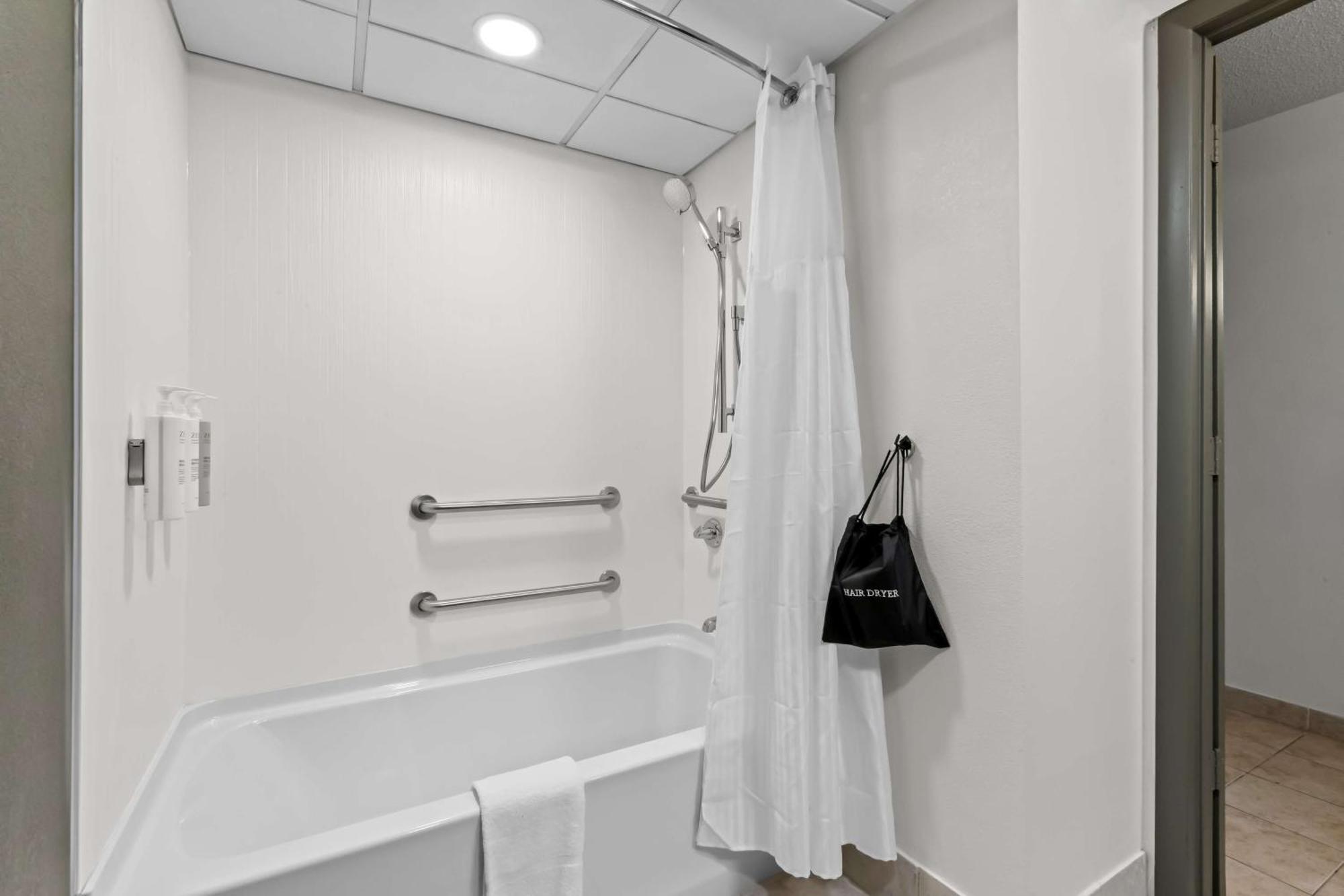 Spark By Hilton Bensalem Philadelphia Экстерьер фото